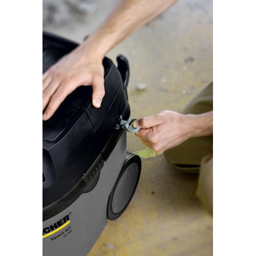 Пылесос влажной и сухой уборки Karcher Xpert NT 360